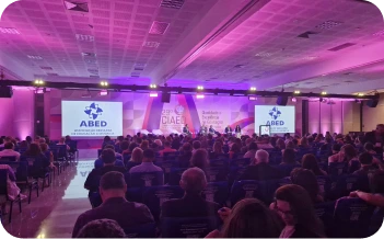 Qualidade, excelência e o futuro da educação a distância: desta...